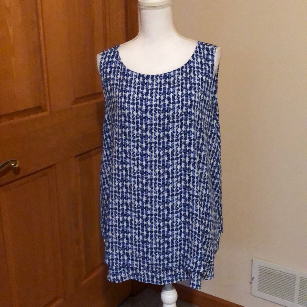 Women’s Chico’s sleeveless blouse sz3 XL